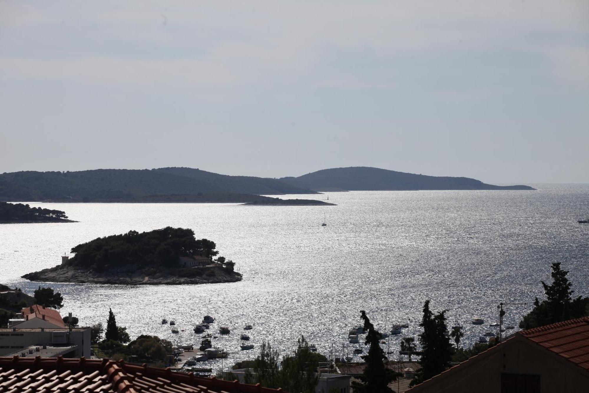 Apartments Divkovic Đảo Hvar Ngoại thất bức ảnh