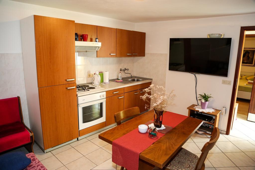 Apartments Divkovic Đảo Hvar Phòng bức ảnh