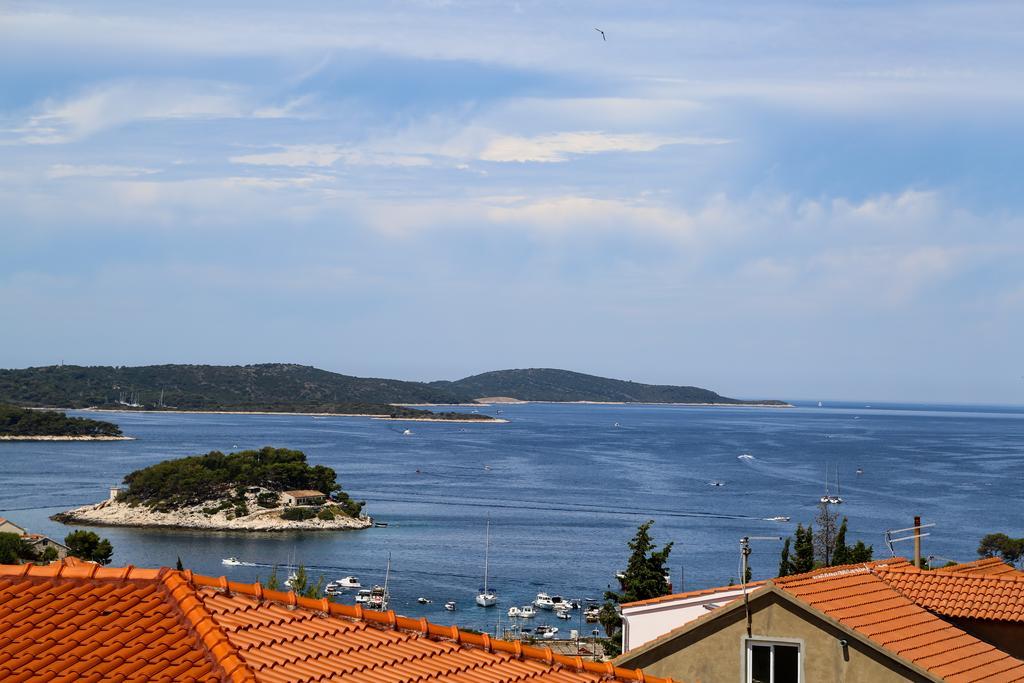 Apartments Divkovic Đảo Hvar Ngoại thất bức ảnh